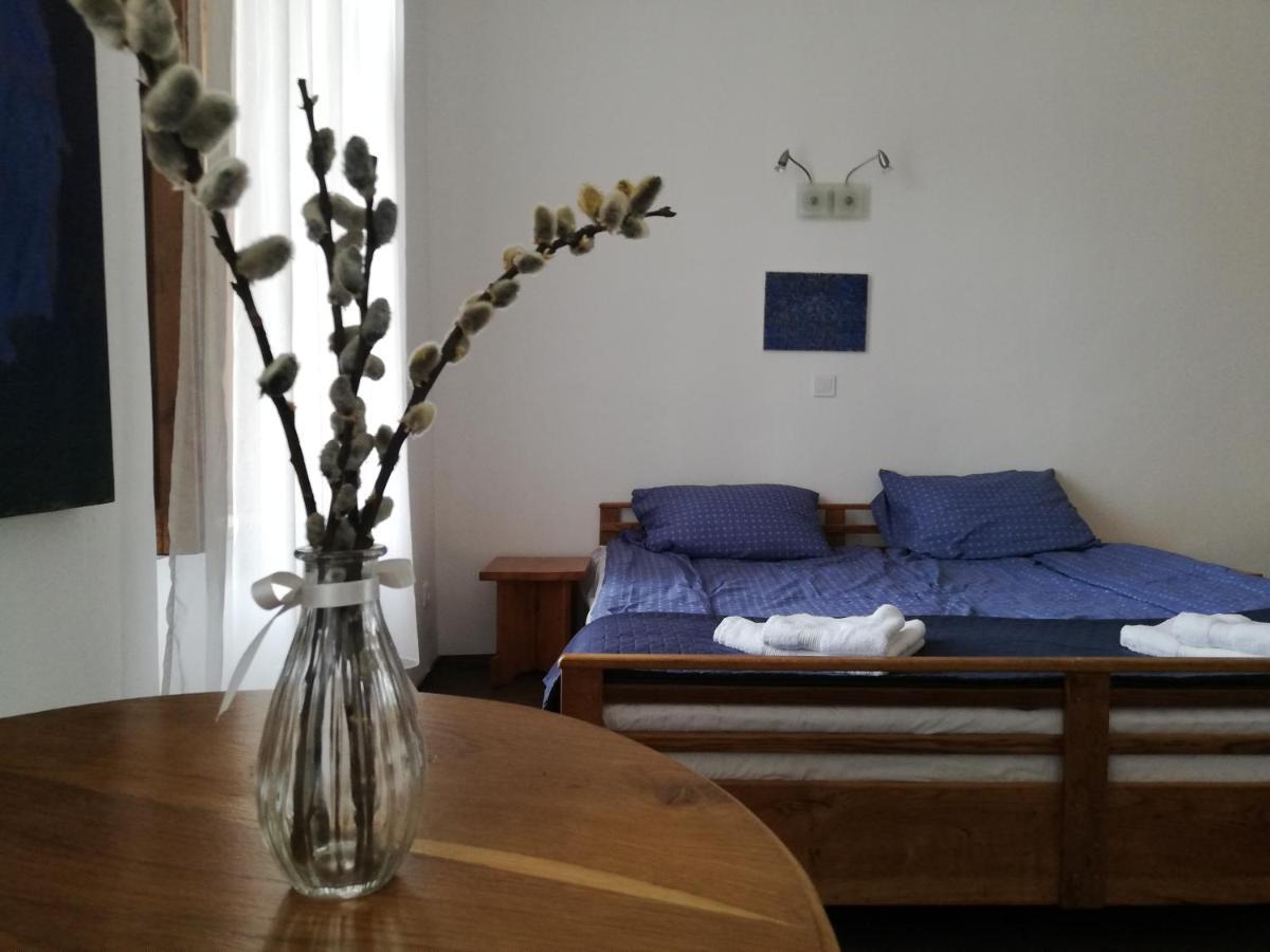 Karadi-Berger Vendeghaz Apartment แอร์โดเบนเย ภายนอก รูปภาพ