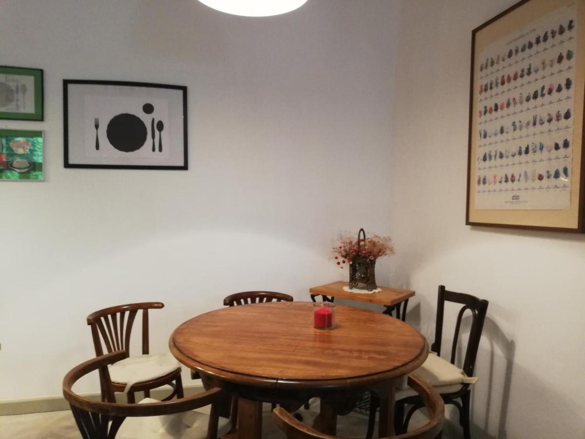Karadi-Berger Vendeghaz Apartment แอร์โดเบนเย ภายนอก รูปภาพ